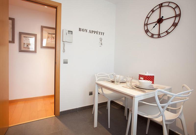Rent Top Apartments Beach-Diagonal Mar Barcellona Esterno foto